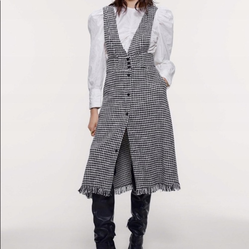 Zara Black and White Houndstooth Pinafore Midi Dress